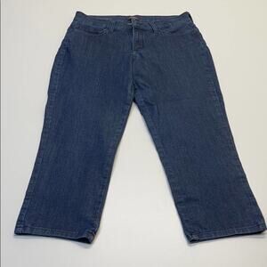 NYDJ Womens 6 ALINA BLUE JEAN CAPRI - LIFT TUCK